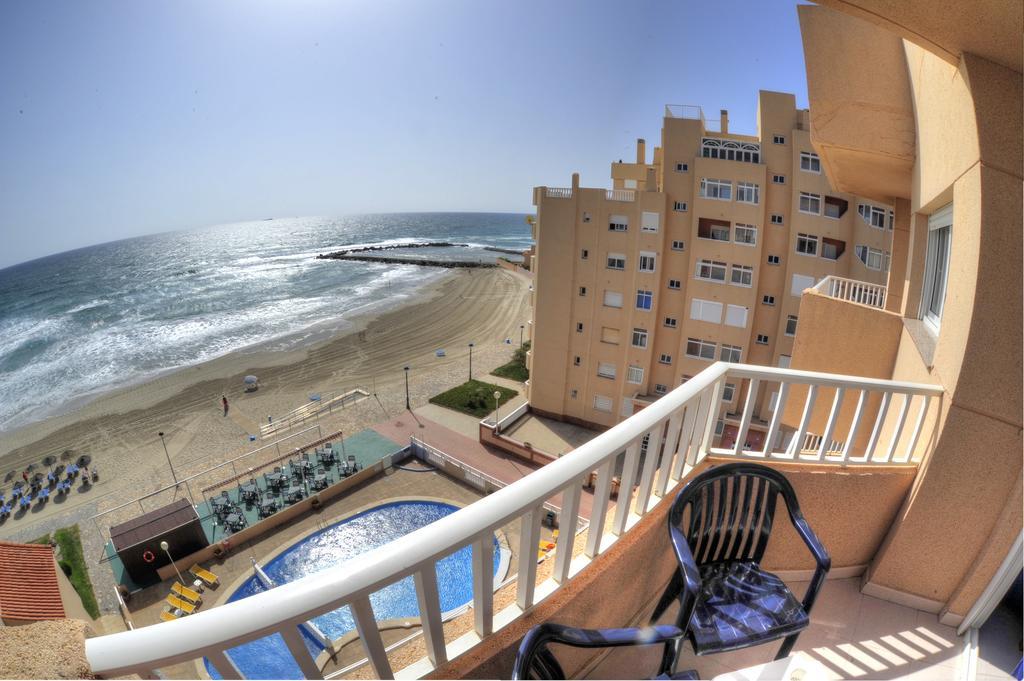 Apartamentos La Mirage ลามังกา เดล มาร์เมนอร์ ภายนอก รูปภาพ