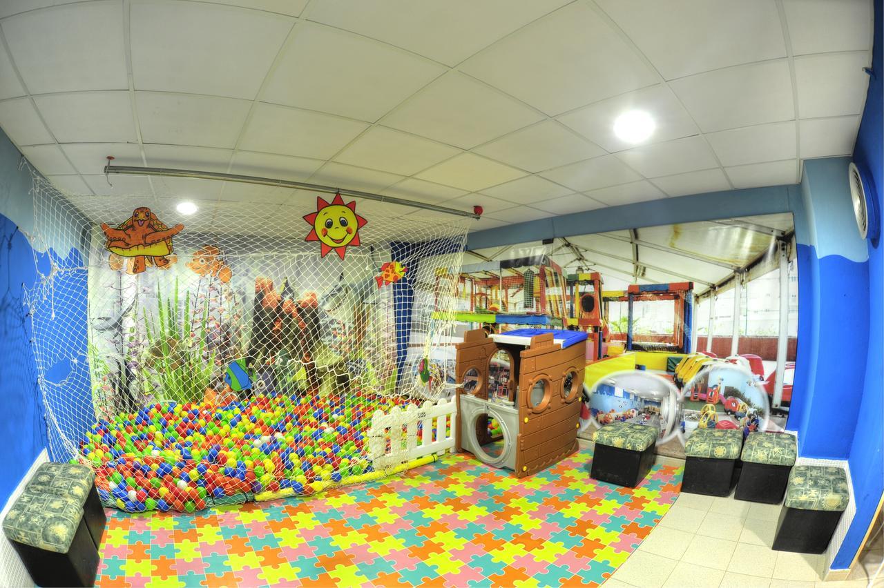 Apartamentos La Mirage ลามังกา เดล มาร์เมนอร์ ภายนอก รูปภาพ