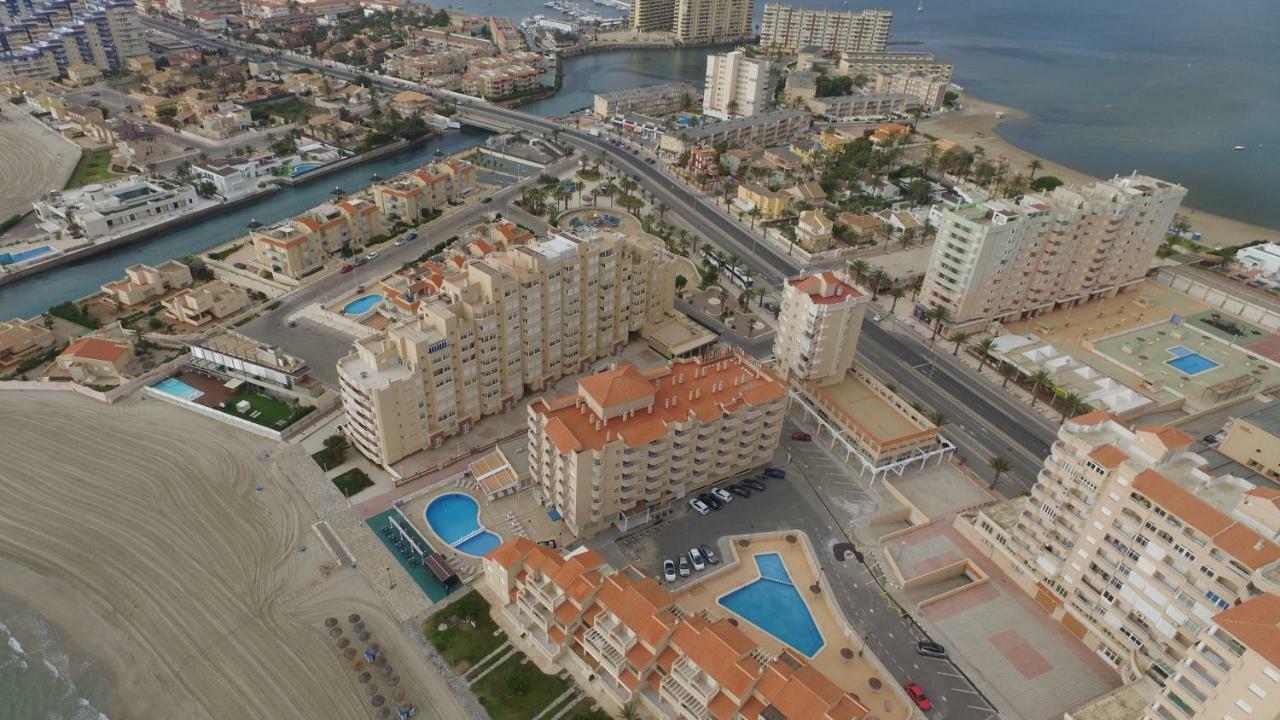 Apartamentos La Mirage ลามังกา เดล มาร์เมนอร์ ภายนอก รูปภาพ