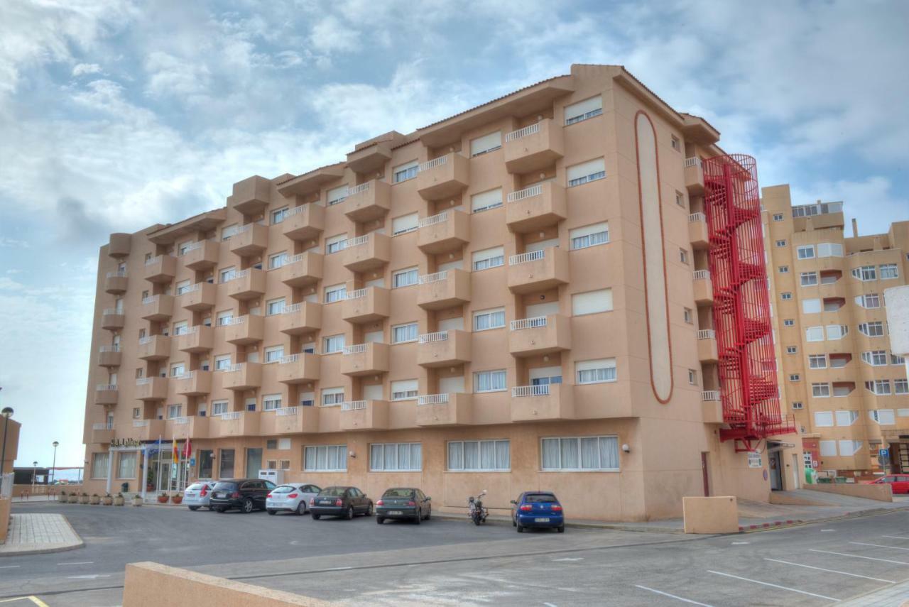 Apartamentos La Mirage ลามังกา เดล มาร์เมนอร์ ภายนอก รูปภาพ